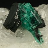 Beryl (variety emerald), Calcite
60x45x28mm
(Autor: Fiebre Verde)