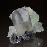 Fluorite, Calcite (twinned)
70mm x 58mm x 44mm
(Autor: Don Lum)