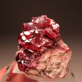 Cuprite
48mm x 45mm x 23mm
(Autor: Don Lum)