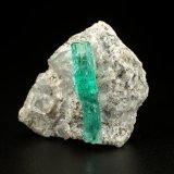 Beryl (variety emerald), Dolomite, Pyrite
29x27x19mm, xl=22mm
(Autor: Fiebre Verde)