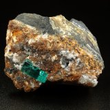Beryl (variety emerald), Calcite
44x55x36mm, xl=13mm
(Autor: Fiebre Verde)