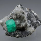 Beryl (variety emerald), Calcite, Dolomite, Pyrite
27x24x35mm, xl=9x6mm
(Autor: Fiebre Verde)