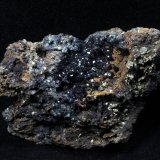 Scorodite
108 mm x 73 mm x  32 mm
(Autor: Don Lum)