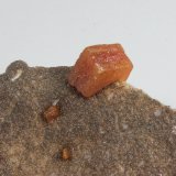 Wulfenite
98 mm x 47 mm x 20 mm
(Autor: Don Lum)