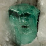 Beryl (variety emerald), Calcite, Pyrite
65x49x45mm, xl=8x6mm
(Autor: Fiebre Verde)