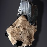Arfvedsonite and Orthoclase
34 mm x 52 mm x 28 mm
(Autor: Firmo Espinar)