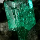 Beryl (variety emerald), Calcite
68x62x40mm, xl=15mm
(Autor: Fiebre Verde)