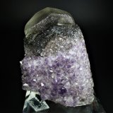 Calcite, Quartz (variety amethyst), Hematite
18.2 cm x 12.3 cm x 9.5 cm
(Autor: Don Lum)