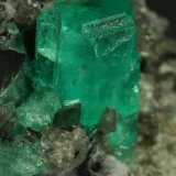 Beryl (variety emerald), Calcite
35x40x55mm
(Autor: Fiebre Verde)