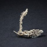 Silver
29 mm x 28 mm x 7 mm
(Autor: Don Lum)