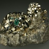 Beryl (variety emerald), Calcite, Pyrite, Dolomite
60x45x55mm
(Autor: Fiebre Verde)