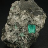 Beryl (variety emerald), Calcite
60x80mm
(Autor: Fiebre Verde)