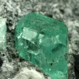 Beryl (variety emerald), Calcite, Pyrite
xl=7mm
(Autor: Fiebre Verde)