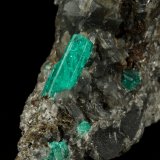 Beryl (variety emerald), Calcite, Pyrite
43x85x85mm, xl=13mm
(Autor: Fiebre Verde)