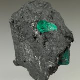Beryl (variety emerald)
37x20x32mm, xls=10 &amp; 7.5mm
(Autor: Fiebre Verde)