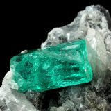 Beryl (variety emerald), Calcite
43x24x24mm, xl=15x8mm
(Autor: Fiebre Verde)