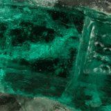 Beryl (variety emerald), Calcite
40mm across, xl=15mm
(Autor: Fiebre Verde)