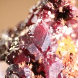 Cuprite
26mm x 16mm x 24mm
(Autor: Firmo Espinar)