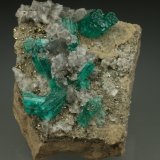 Beryl (variety emerald), Calcite, Pyrite
42x48x20mm
(Autor: Fiebre Verde)