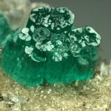 Beryl (variety emerald), Calcite, Pyrite
42x48x20mm - Detail
(Autor: Fiebre Verde)