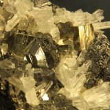 Sphalerite, Pyrite and Quartz
67mm x 90mm x 42mm
(Autor: Firmo Espinar)