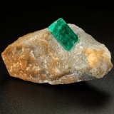 Beryl (variety emerald), Pyrite
40x28x22mm, xl=11x7mm
(Autor: Fiebre Verde)