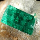 Beryl (variety emerald), Pyrite
40x28x22mm, xl=11x7mm
(Autor: Fiebre Verde)