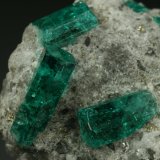 Beryl (variety emerald), Calcite, Pyrite
Detail
(Autor: Fiebre Verde)