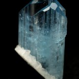 Euclase, Albite (variety cleavelandite)
10x21x7mm
(Autor: Fiebre Verde)
