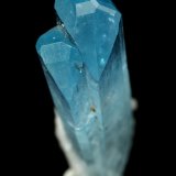 Euclase, Albite (variety cleavelandite)
10x21x7mm
(Autor: Fiebre Verde)
