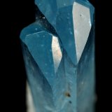 Euclase, Albite (variety cleavelandite)
10x21x7mm
(Autor: Fiebre Verde)