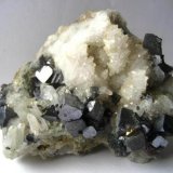 Galena, Quartz
Specimen size 12 cm
(Autor: Tobi)