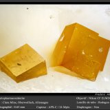 Bariopharmacosiderite
fov 0.65 mm
(Autor: ploum)