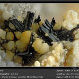 Rutile and Stilbite
fov 2.0 mm
(Autor: ploum)