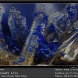 Azurite on Quartz
fov 2.8 mm
(Autor: ploum)
