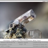 Cerussite
fov 2.8 mm
(Autor: ploum)