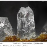 Phillipsite with Chabazite-Ca
fov 2.5 mm
(Autor: ploum)