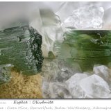 Olivenite
fov 1.8 mm
(Autor: ploum)