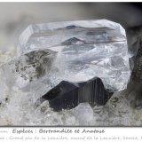 Bertrandite on Anatase
fov 4.8 mm
(Autor: ploum)