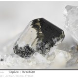 Brookite
fov 3.4 mm
(Autor: ploum)