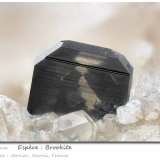 Brookite
fov 3.4 mm
(Autor: ploum)