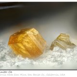 Joaquinite-(Ce)
fov 1.17 mm
(Autor: ploum)