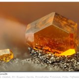 Vanadinite
fov 2.3 mm
(Autor: ploum)