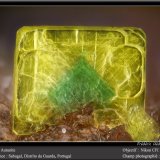 Autunite
fov 1.8 mm
(Autor: ploum)