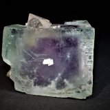 Fluorite, Quartz
35 x 33 mm
(Autor: Don Lum)