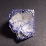 Fluorite
34 mm x 34 mm x 32 mm
(Autor: Don Lum)