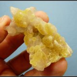 Fluorite on Quartz
61 x 37 x 25 mm
(Autor: Pierre Joubert)