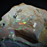 Opal
87 mm x 84 mm x 75 mm
(Autor: Don Lum)