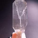 Spodumene (variety kunzite)
173 mm x 59 mm
(Autor: Don Lum)