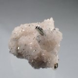 Pyrite, Calcite, Dolomite
35mm x 35mm x 47mm
(Autor: Don Lum)